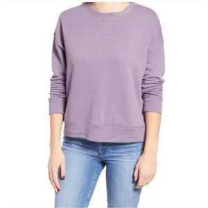 Everleigh Lavender Pullover Crewneck Fuzzy Sweatshirt NWT in Size‎ Small
